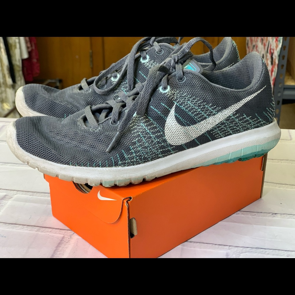 Women’s Nike Sneakers size 8
